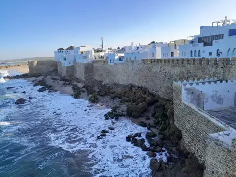رحلة يومية إلى أصيلة