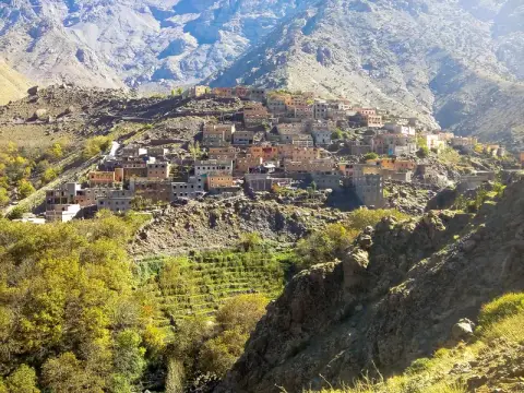 إملشيل ومسيرة الأطلس